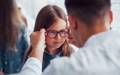 Laste prillid: kuidas valida lapsele prilliraame ja klaase?